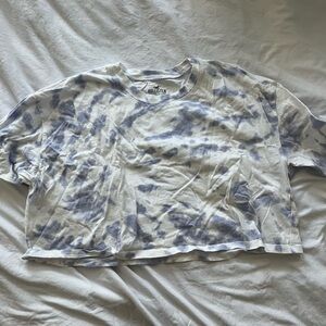 Hollister Women’s Blue Tie-Dye Crop Top